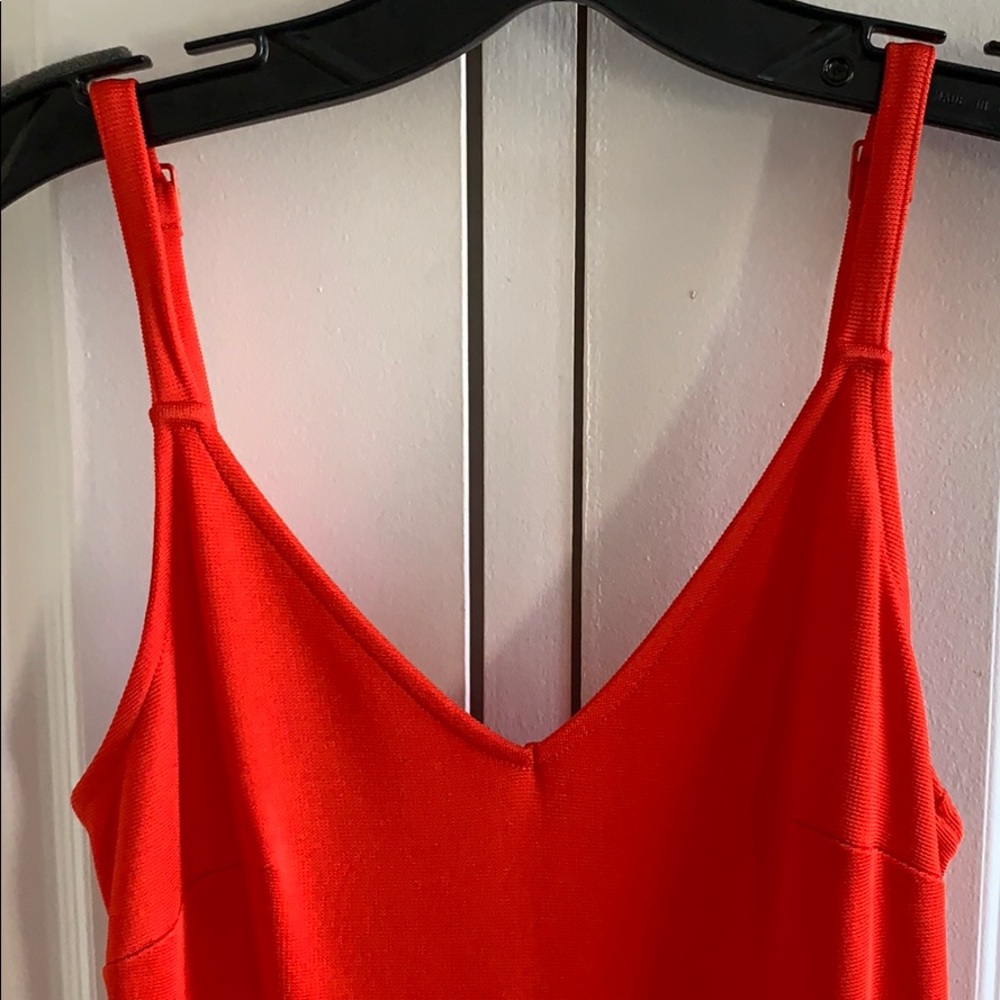 Little red dress - Picture 2 of 4